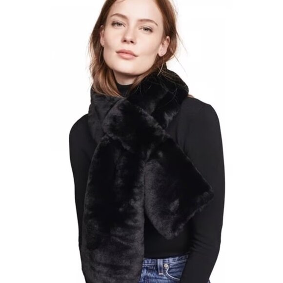 House of Harlow 1960 Accessories - House Of Harlow Black Faux Fur Vegan Leather Reversible Scarf Wrap OS | Mob Wife